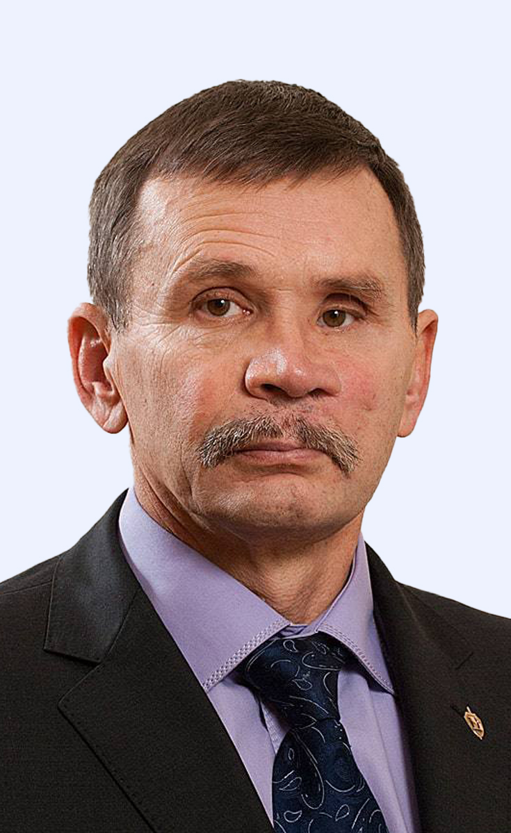 первый замсекретаря Общественной палаты, вице-президент Паралимпийского комитета России Бочаров Вячеслав Алексеевич.