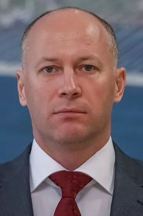 первый заместитель министра здравоохранения Российской Федерации Фисенко Bиктор Сергеевич.