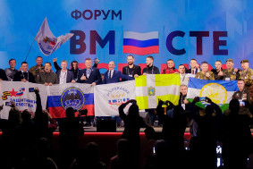Для ветеранов приготовили насыщенную культурную программу.